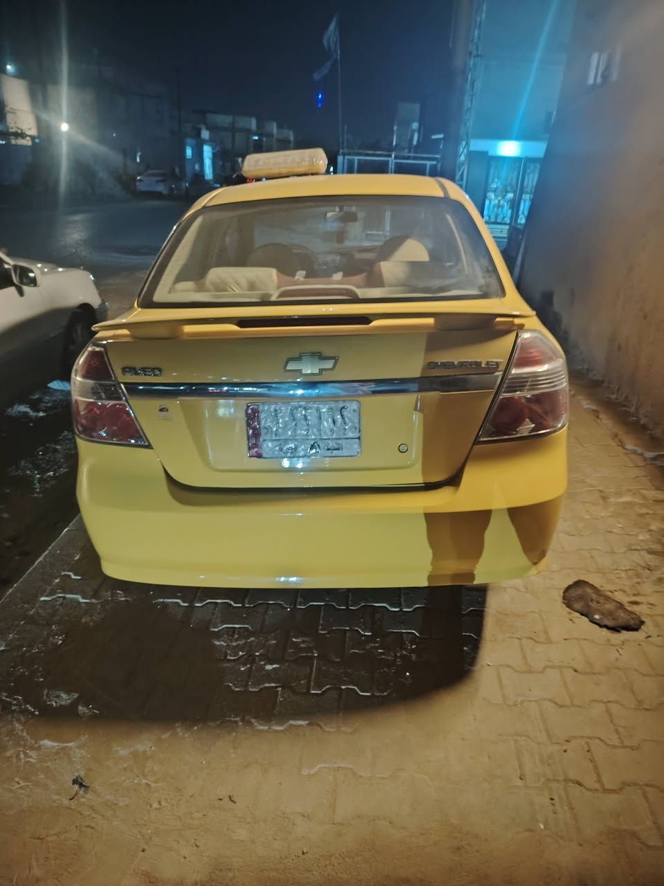 السلام عليكم افيو 2009 مصبوغه عام لبيع ***********
