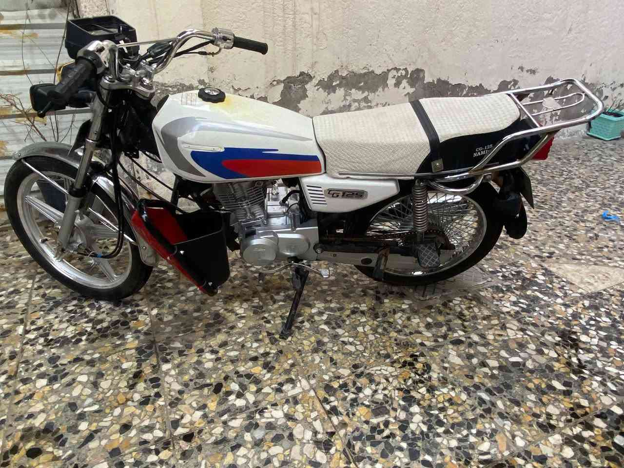 للبيع دراجه إيرانيه

أربعه كير

مكينه جديده زيرو 150cc

مرقّمه/ مكان بغداد الشعب قرب ساحه على النجف

الدراجه كلش نظيفه وما بيها شي

السعر مليون و550 ألف

بيه مجال

اللي يريد يستفسر يراسل خاص 📩

رقم (***********)

@
