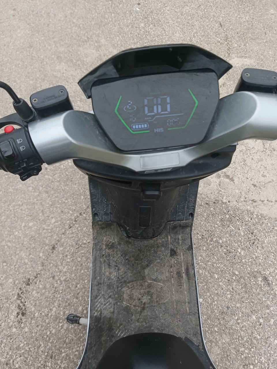 سلام عليكم 
دراجه شحن نوع his 
6 بطاريات ملف نحاس 
تثبيت سرعه 
نضام البارك p
نضام البكR
سرعه حقيقي 70
دراجه نضيغه وجديده 
وبيها بعد هواي مواصفات ما اعرفها 
سعره 750 وبي مجتل شي بصيط 
للئستفسار ***********
