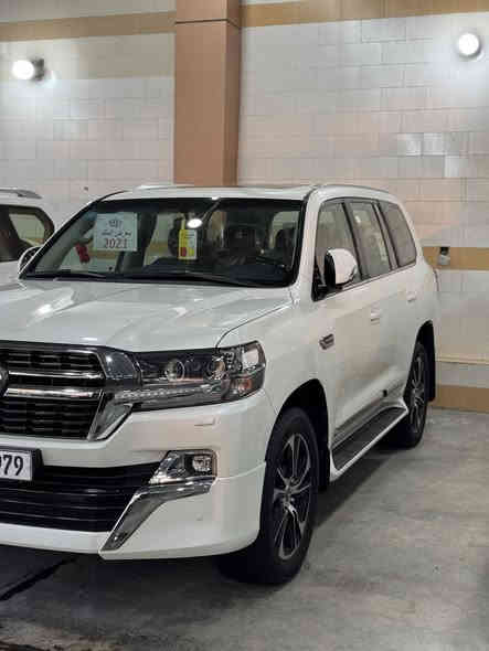 🔷معرض الملك لتجارة السيارات الحديثة🔷

                   🔥دخول لاندكروز موديل 2021 🔥

                      🔥كراند تورنك V8 4700🔥

                     🔥عداد المشي 6 الف  زيرو يعني 🔥

الموصفات
🔹دخول ذكي 
🔹بصمة تشغيل 
🔹تشغيل عن بعد 
🔹مكينه V8 4700
🔹داخل جلد 
🔹لايت زنون 
🔹حساس امامي 
🔹حساس خلفي 
🔹كامره خلفيه 
🔹صندوق كهرباء 
🔹سلايت روف 
🔹كراند تورنك
🔹راكب ٧ 
🔹كراسي كهرباء اصل 
🔹مثبت سرعه 
🔹بك لايت ليد 
🔹ويل كب حجم ٢٠ 
🔹حساس تاير 
🔹زراك لايت 
🔹تحكمات سترين جهتين 
🔹دبل كروس سرعه 
🔹دبل موس 
🔹بروجكتر زنو
🔹مري كهرباء 
🔹اشاير بل مري 
🔹 ارقام بغداد
🔹باقي الموصفات المعرفه

       🔥يوجد بيع وشراء ومراوس بمجيمع انواع السيارات🔥

للستفسار اكثر زياره الموقع بغداد النهضه فرع الثالث فرع المصرف 
او الاتصال عله الارقام 
***********
***********
