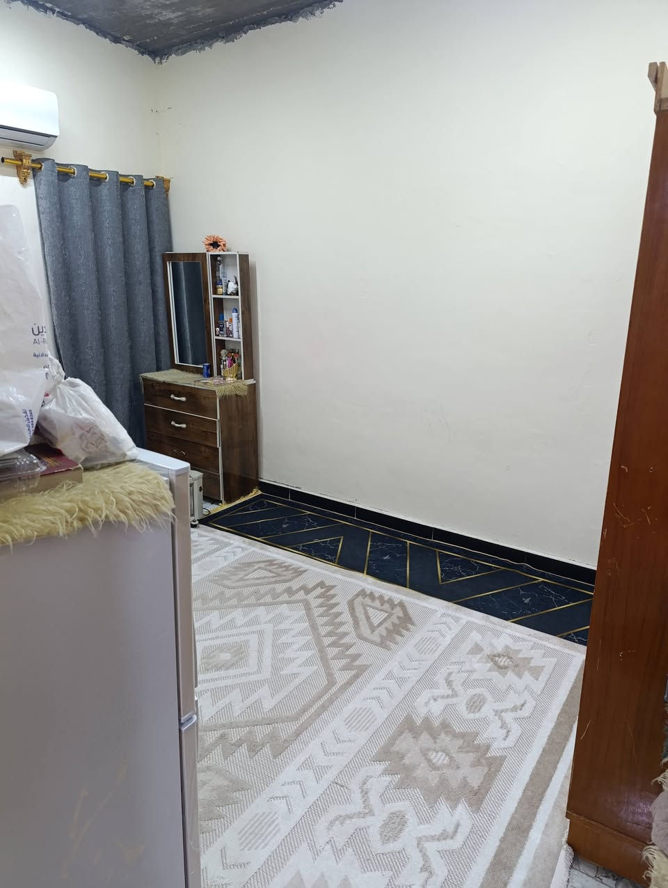 بيت  وقف سني المساحه ١٧٥ ابي الخصيب حمدان المعاريف
مبلغ الايجار السنوي ٦٠٠ الف مدفوع الايجار السنوي لغايه سنه ٢٠٢٧ ومسجل في الوقف 

مبني بلوك 

يحتوي على غرفتين واستقبال مطبخ وصحيات مشتركه في الطابق الاول  وهول كبير 

وغرفه مبنيه ومصبوبه وكليدور  في الطابق الثاني 

صحيات في الطابق الثاني  بناء فقط من غير سقف

السعر ٦٥


**إذا كنت صاحب هذا الإعلان وتريد حذفه لأي سبب، رجاءا أرسل رسالة إلى الدعم الفني**