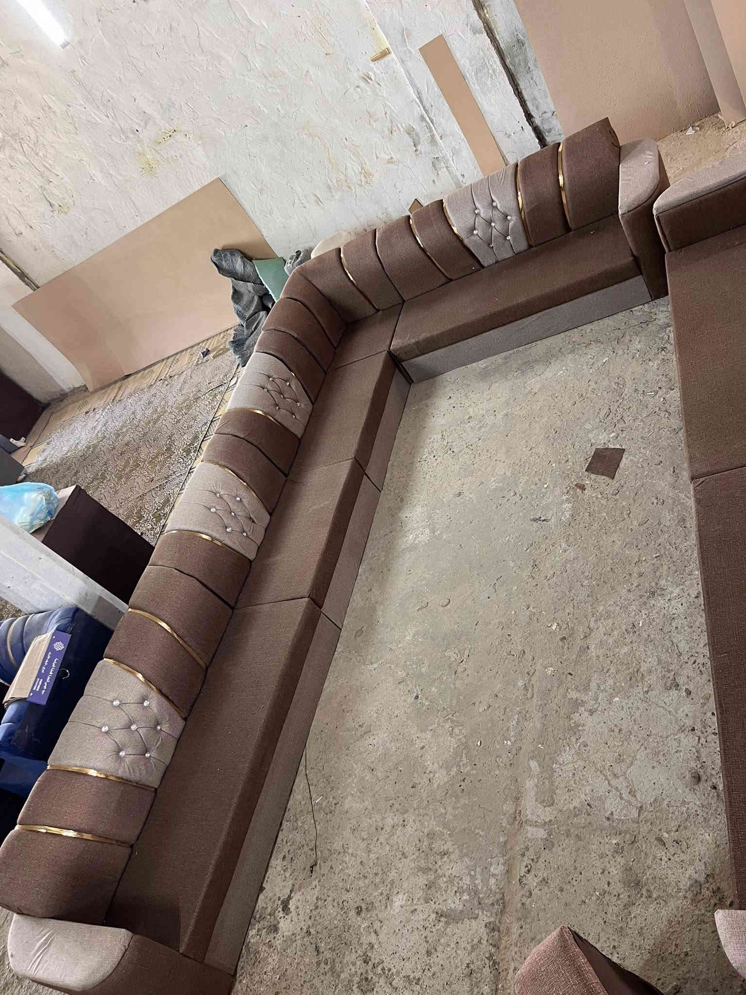 معمل ومعرض اثير الاثاث مكاني ناحيه العباسيه 
اشتغلك المتر ٧٥  مع ضمان حسب طلبك
اتواصل *********** وتساب
