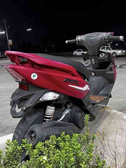 سلام عليكم شلون شباب GTRالبيع كفاله عامة برغي مال كفر ممفتوح ختم واحد ويه لمحرك كلهة شغاله ترايك لشمال السعر 1400وبيه مجال دراجة ولا غطلة بل حقيقة احلة عنوان بغداد رقمي ***********
