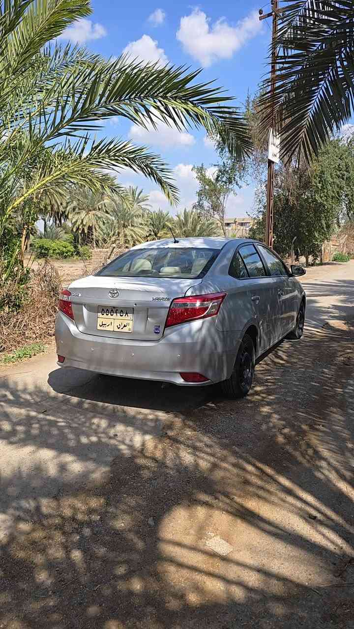 سلام عليكم 
تيوتا يارس موديل 2014 خليجي ماشيه ١٤٥ كيلو كير محرك مكفولات بيها صبغ باب عكس سايق ومباوك شبر من جاملغ بيها جراد بلقنارة وبنيد اثر مال فابلون  شرط فحص سيارة بيها تايرات جدد خليجية داخل اصفر سيارة سنويه بسم صديقي تريد وكالة او تحويل مكان سيارة بغداد دورة 
السعر ٩٠  للاتصال ***********
***********
