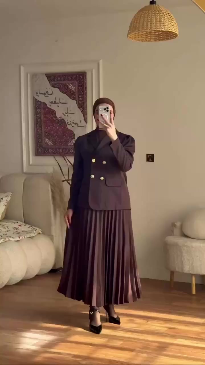 طقم تنوره + ستره كلوش
  

القياسات /
 40 - 42 - 44 - 46 - 48 - 50 

نوع القماش / قماش دابل باربي  

طول التنوره  100 ✨
( التنوره تكسير سحاب + دكمه نضام كمر ) 

طول الستره 68


**إذا كنت صاحب هذا الإعلان وتريد حذفه لأي سبب، رجاءا أرسل رسالة إلى الدعم الفني**