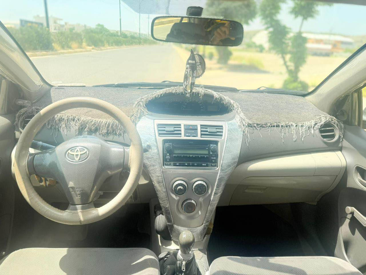 تۆیۆتا یارس مۆدێل 2013 سەنەوی تاوەکو 2031 تازەکراوەتەوە دوو پارچەی بۆیاغە 4تایەی نوێی لە ژێرە کارتی بەنزینی هەیە گێڕ عادی ***********
*********** شمشمل, السليمانية
