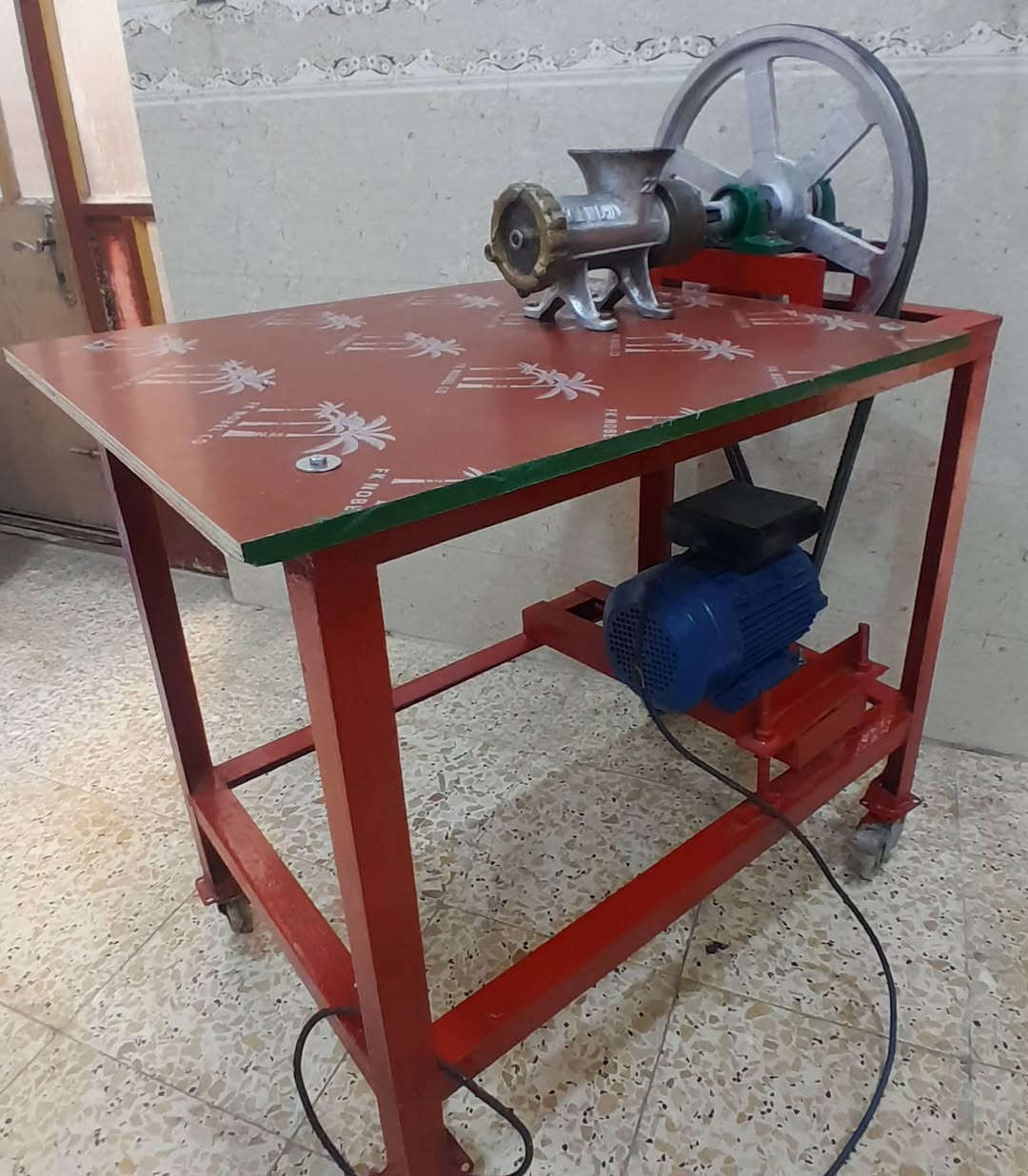 مكينة ثرم حجم 22 سعر 190 مكان بغداد للاتصال ***********
