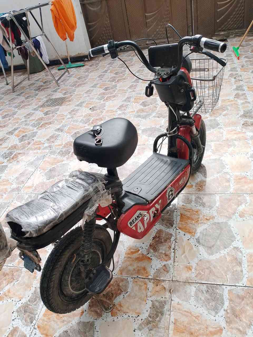 بايسكل شحن للبيع شرط بس بي واير متحرك تعدله ويكوم يمشي شاشه محتركه اشاير لايتات كله شغال بس الفيشه فالته موديل2021شرط سعر 200بي مجال للطيبين وبيكم خير ودللو
عندك شي مراوس نزل ونشاء الله البي خير يصير
رقم***********
