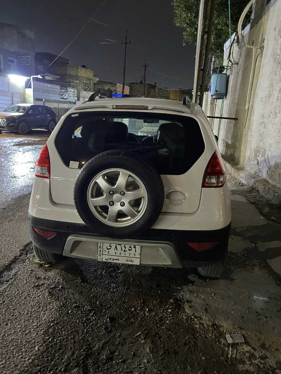 من رخصه الادمن سيارة بانرا فئه Lc موديل 2013 مكينه وكير مكفولات صدر جديد تخم تاير تبريد كهربائيات يحتاجله نواعم فقط مال بنيه سيارة وباسمه تحويل ماشيه 100 الف السعر 38 وبيه مجال للاستفسار ***********
