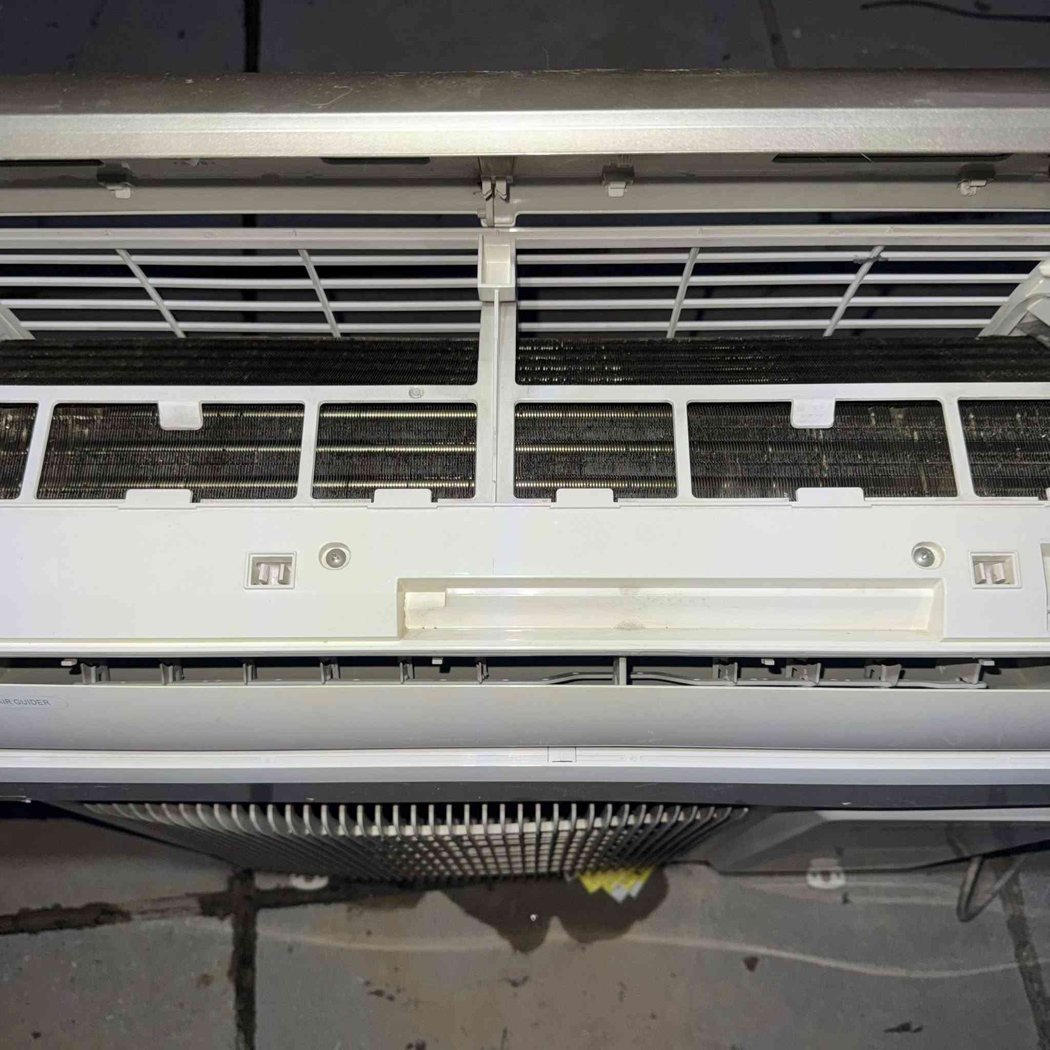 سبلت ١ طن توسوت نظافة ٩٠٪؜ مثل ماواضح بالصور كامل ملحقات بواري وايرات بليته وريمونت وفلاتر  شغال تدفئة تبريد 
السعر ٢٨٠ الف
العنوان بغداد الشعب حي البساتين
***********
متوفر واتساب
