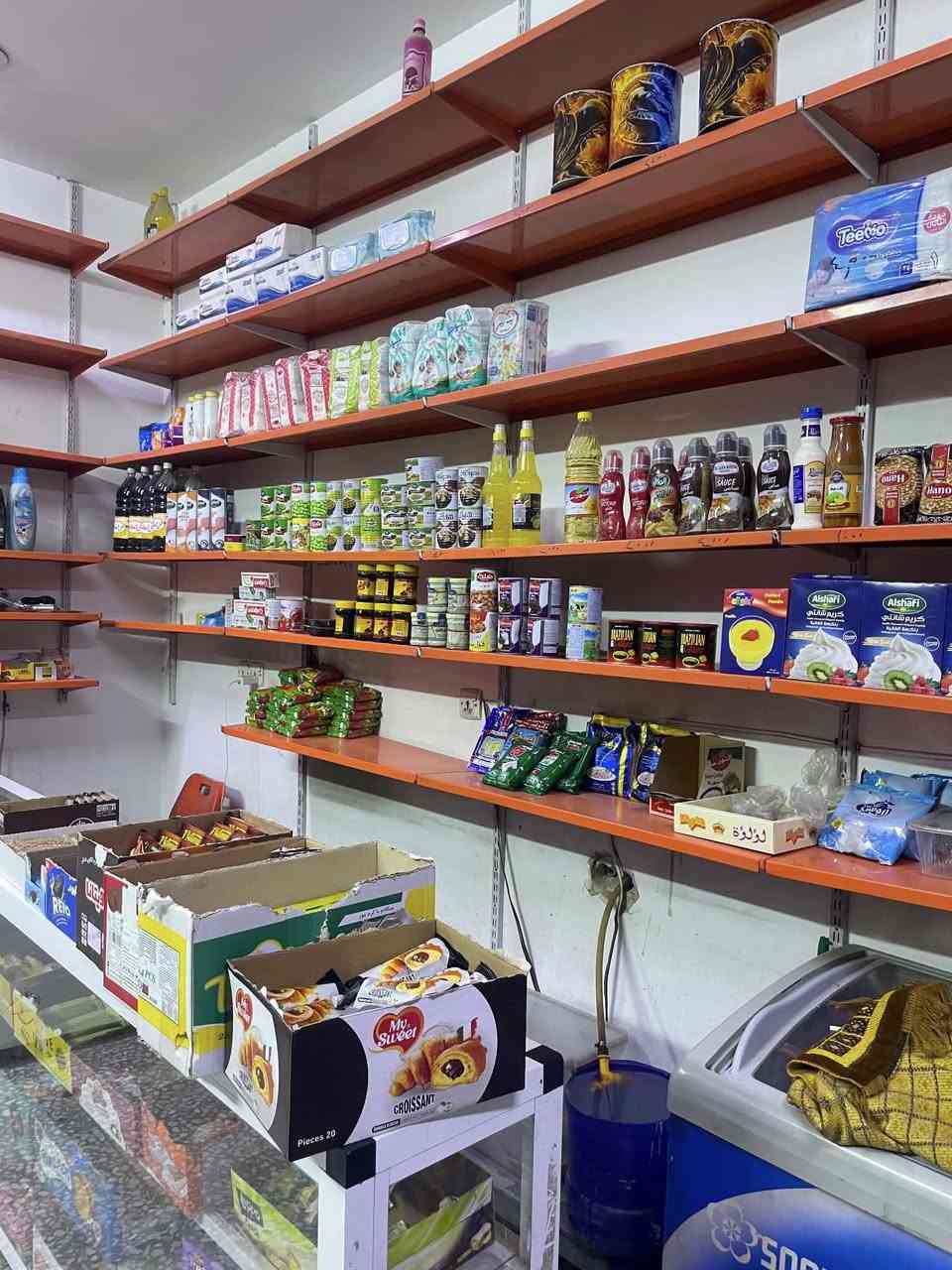 اسواق للبيع عبيدي رئاسه  خمس عارضات عموديه وحده للشركه واثنين سطحيهالسعر5 ملايين  اجار 200  الوارد من200 الى300  شراي خاص


**إذا كنت صاحب هذا الإعلان وتريد حذفه لأي سبب، رجاءا أرسل رسالة إلى الدعم الفني**