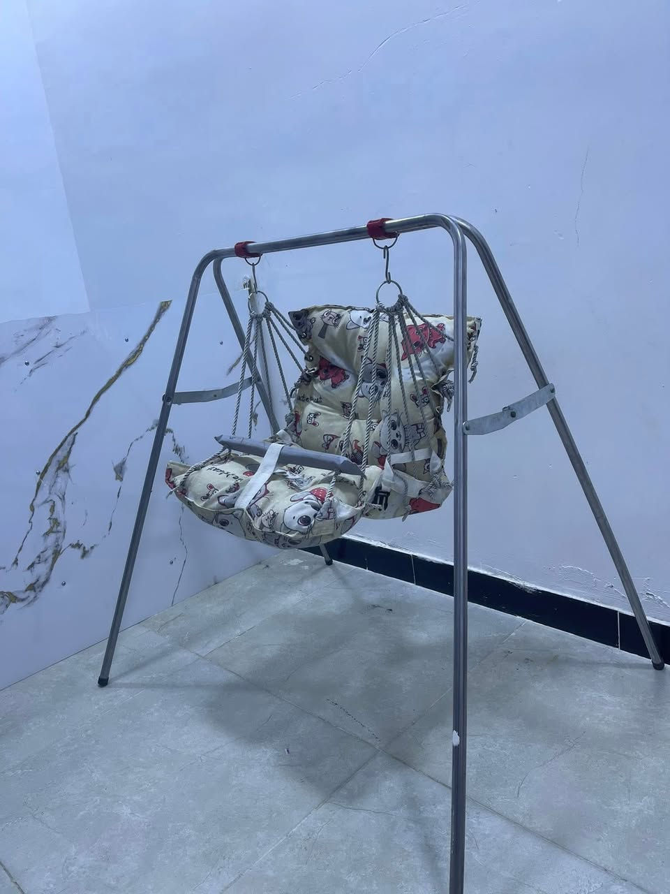 سرير اطفال ل عمر ٣ سنوات باب سحب ينزل ويصعد مابي اي ضرر فقط يحتاج تنضيف سعره ٦٠ الف كرسي اطفال هزاز يحتاج فقط تنضيف ب ١٠ الف ومروجه ب ١٠ الف  بغداد شهداء البياع


**إذا كنت صاحب هذا الإعلان وتريد حذفه لأي سبب، رجاءا أرسل رسالة إلى الدعم الفني**