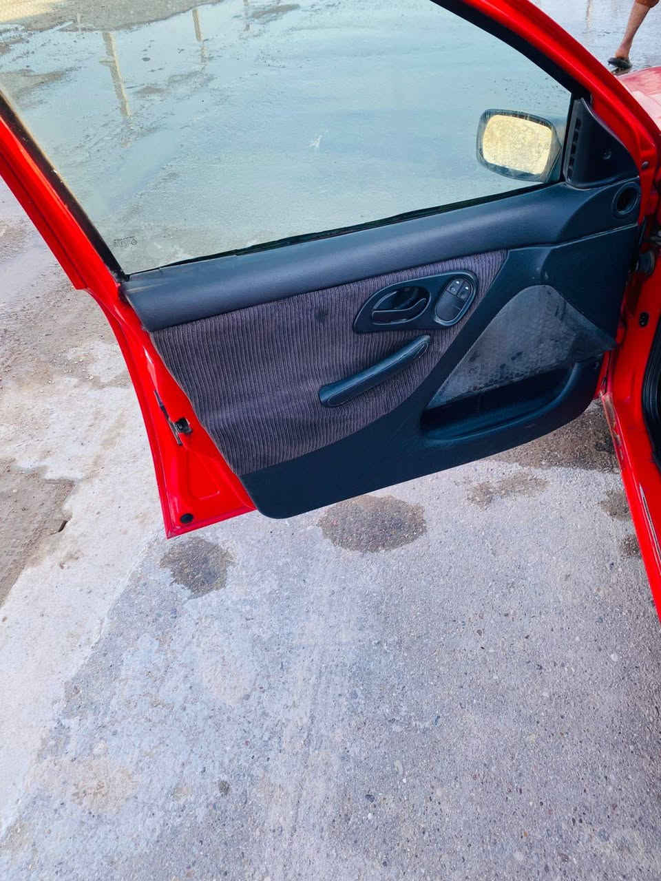 السلام عليكم فورت كير محرك ياباني سياره بلادي خير من الله كهربائيات كلهه شغاله حداديه 70 بل 100 مشط درام شفت تعبانات لسعر 27 مكان فلوجه ***********
