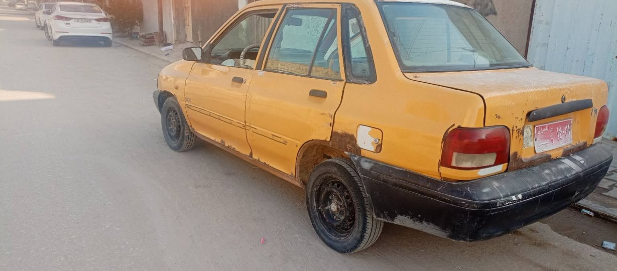 سياره سايبه للبيع موديل 2011 مكينه وقير جدد سياره جاهزه مال تكسي المكان النجف جاهزهه*********** السعر 8 ونص هيا وغرامه مصفره بس مالكها ما واصل له رقمها
