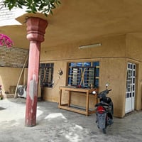 دار ومشتمل للبيع المساحه ٨٠٠ متر طابو زراعي سند ٢٥ السلاميات شارع البو...