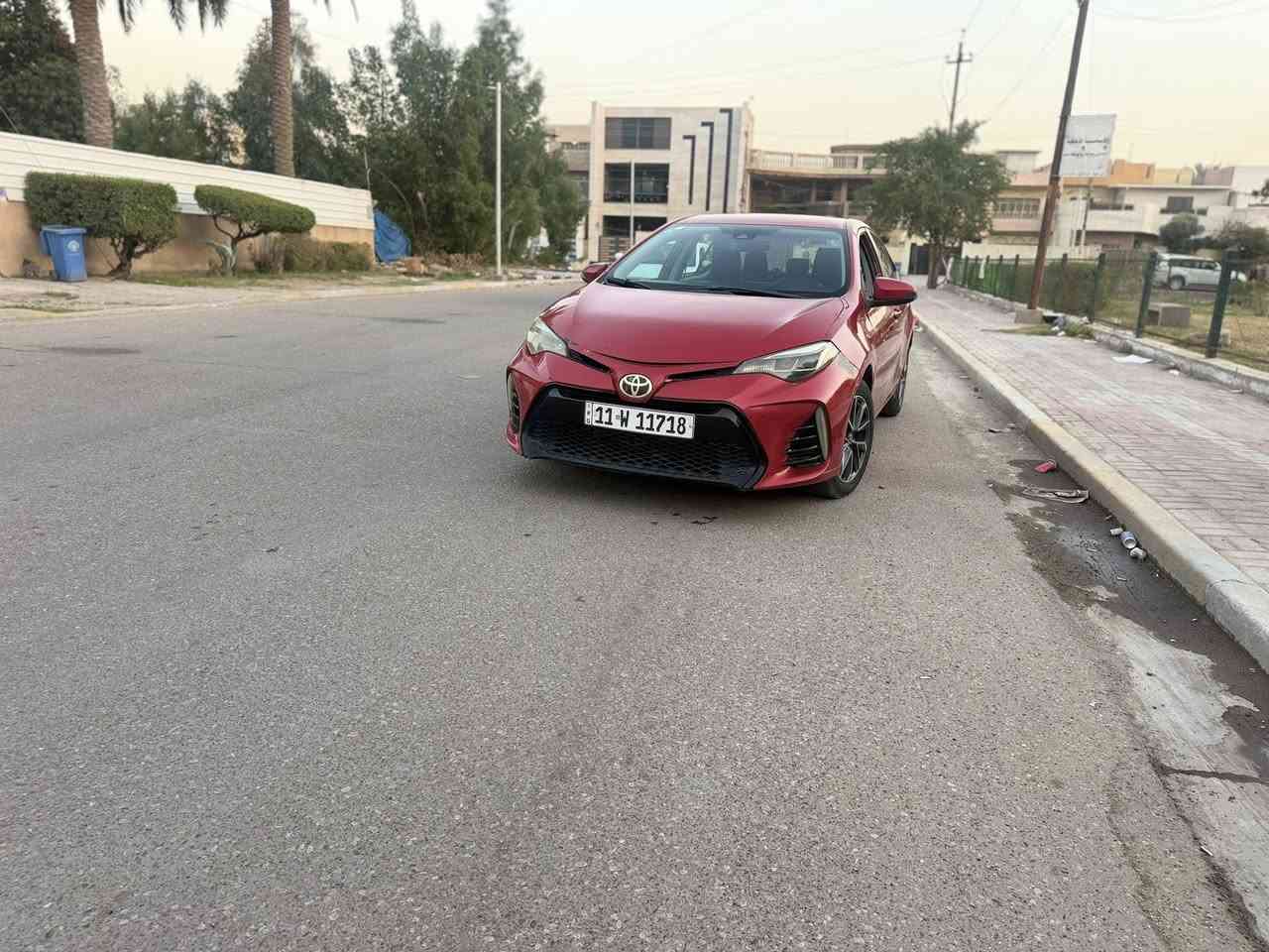 السلام عليكم
كورلا موديل 2018 السياره جديده محرك وكير وصدر كفاله عامه 
بيه قطع صبغ يعني السياره شوف عين احلى من الصور العنوان بغداد الاعلام
رقم الهاتف ***********
