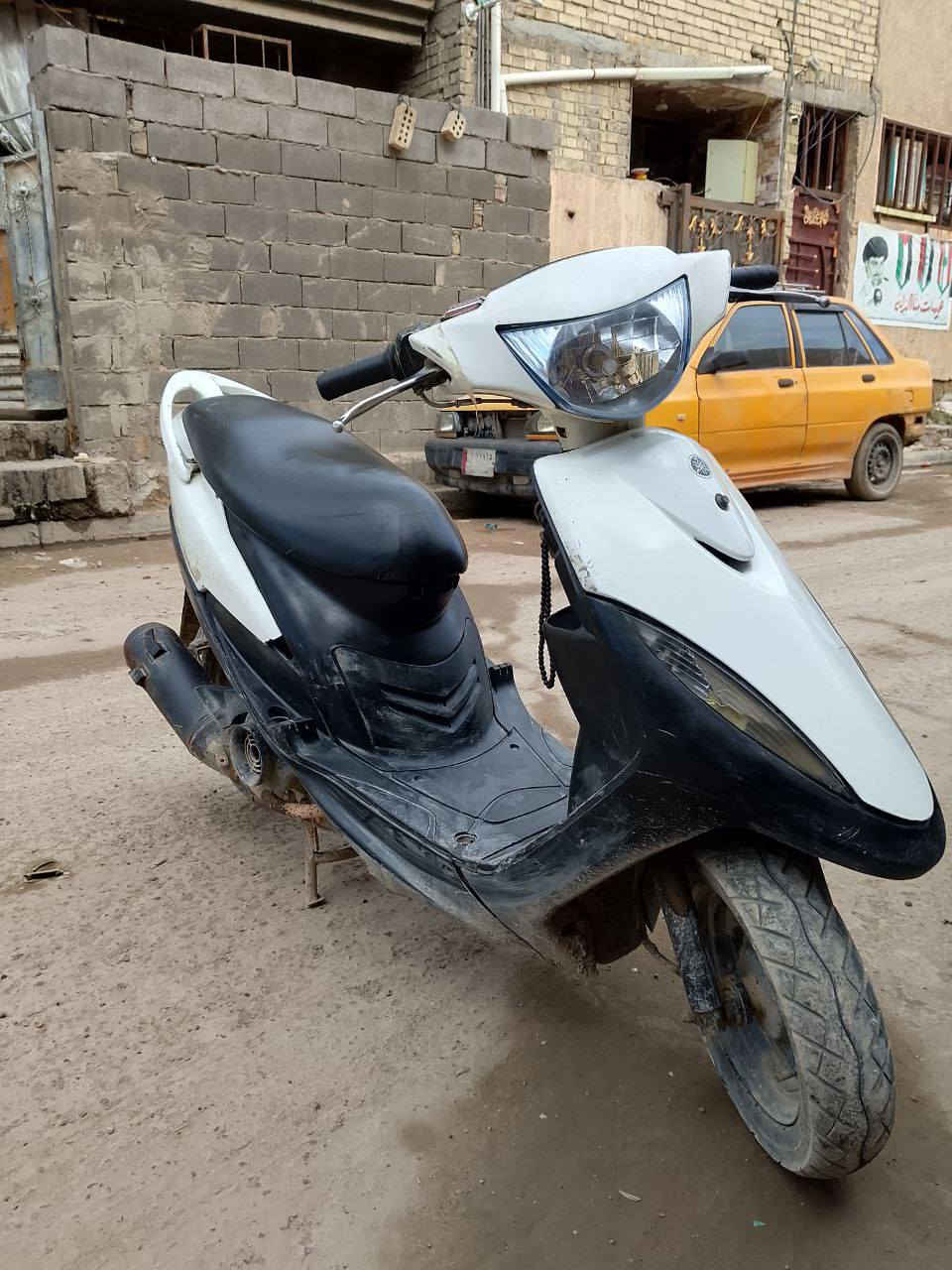 السلام عليكم عدله منزلها رمبه على ايدي قبل سنه على كد لشغل وارجع نقوص الدراجه سلف وكلاجات نص عمر فقط الدراجه خير من الله الكهربائيات شغاله كلها تجي تفحص وتشوف رايدها ٤٥٠ وبيها مجال للتصال ***********
