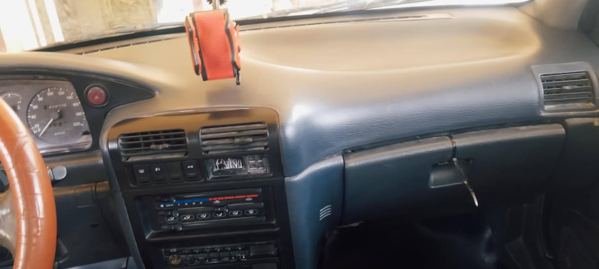 كيا سيفيا 92 مشروع وطني رقم بغداد سنوية لل 2027 راعيها يمي  محرك مفتوح وكير عادي مكفولات حدادية نظيفة  كهربائيات كلها شغاله تبريد شغال  السعررر 30 وبيها مجال المكان الضلوعيه اللاستفسار الاتصال على ***********
