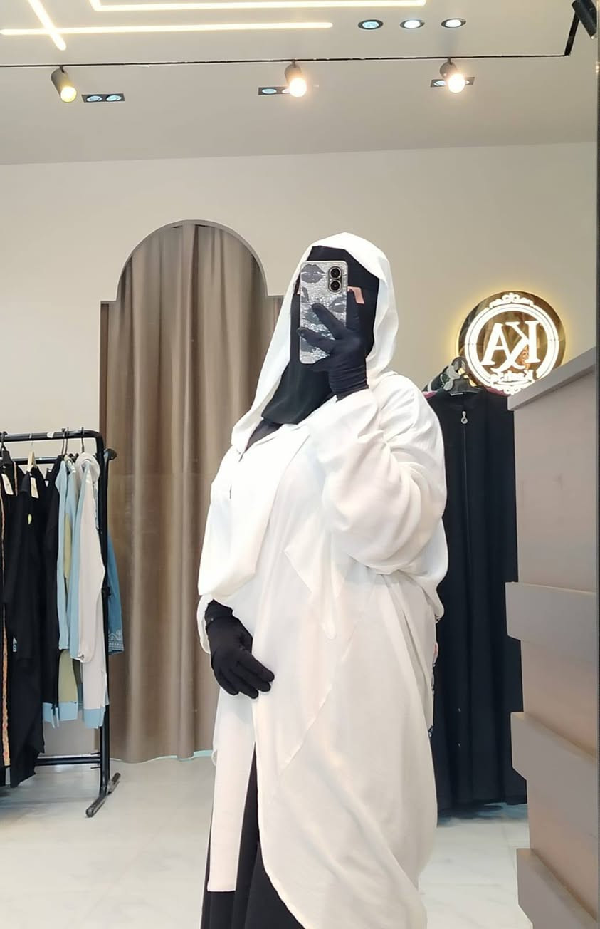 ✨الكرديجان الطويل الأوفر سايز… القطعة اللي بتدي أي لوك أناقة وراحة في نفس الوقت ✨

ستايل شيك وعصري يخلي أي لبس بسيط يبان مختلف ومميز ♥️🫰🏻

لو بتحبي اللوك الهادي والأنيق… الكرديجان ده معمول علشانك♥️🌝
🔹 خامة مريحة🔹 تصميم تريندي
🔹 مناسب لكل خروجاتك🙈♥️♥️
#كشخه #السعوديه #الامارات #الكويت

محل 👑كشخه👑 سمنود شارع المحطه بجوار مصنع البلاط الصيرفي ♥️


**إذا كنت صاحب هذا الإعلان وتريد حذفه لأي سبب، رجاءا أرسل رسالة إلى الدعم الفني**