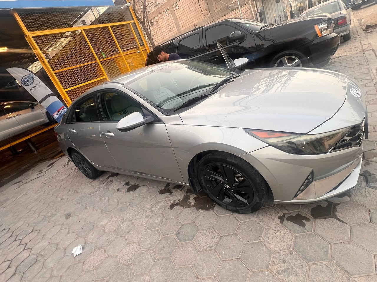 النترا 2021 أمريكي حادث بنيد وجاملغ سياره نظيفه فول عدا الفتحه اي استفسار واتساب ***********. السعر148 وبيهه مجال بسيط
