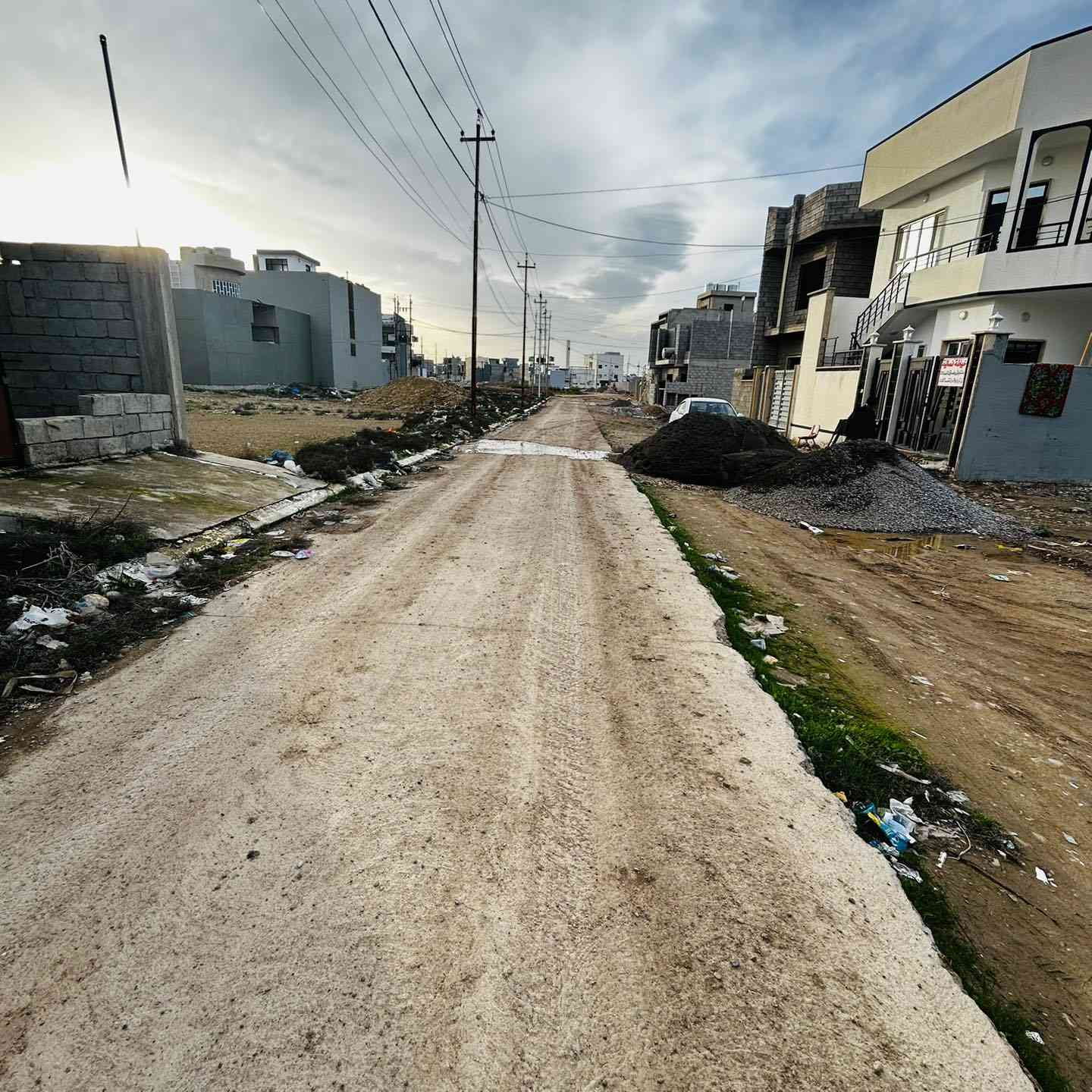 مكتب التفاني

🏠ارض للبيع في الكندي الثانية 🏠  
            ( جمعية المساحين)
          
________________________
التفاصيل:🖊🖊

♦️المساحة  168 م
♦️الواجهة 7 ونص  م
    على شارع عريض عرض الشارع 15 م 
  
♦️صنف العقار : جمعية 
 
📍الموقع :  الكندي الثانية قرب جامع نعمة حديد 
💲 السعر :  50 مليون   
_________________________

📍موقع المكتب :  سايدين مطعم قصر السلطان 
 
_________________________
🔸 اذا كنت تملك عقار للبيع او للايجار اتصل بنا.
مكتب التفاني للعقارات
للتواصل  📱 او المراسله على الواتسب   

‏***********  -- ‭0770 176 8750‬
