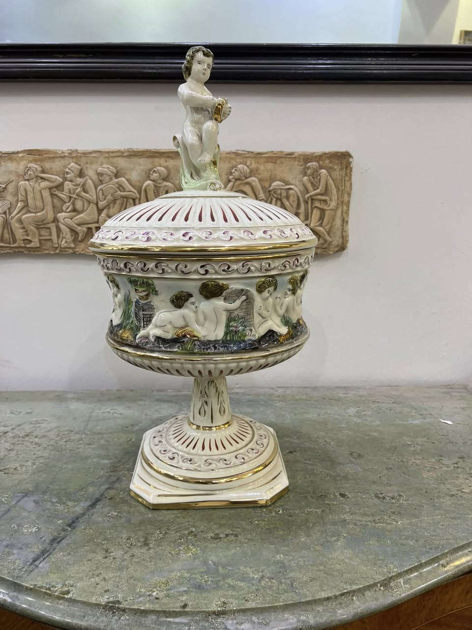 قطع كابديمونتي ايطالي انتيك نظيف
***********
