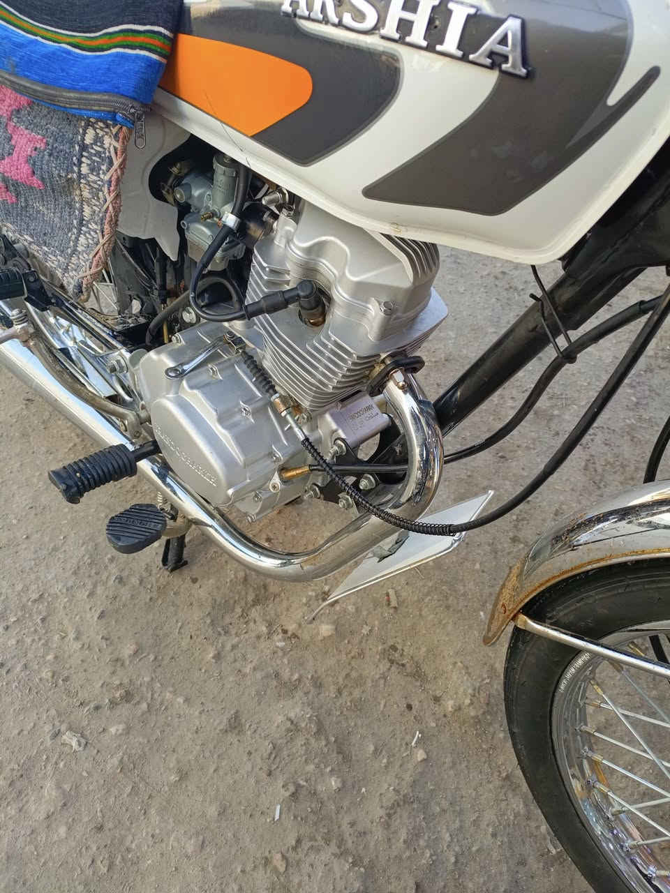 السلام عليكم تامه امتياز موديل 2025شهر الثامن الدراجه صفره بس اني مبدل تانكي ابيض لا مفتوح ولا اي نقص بيه 600وبيه مجال ***********
