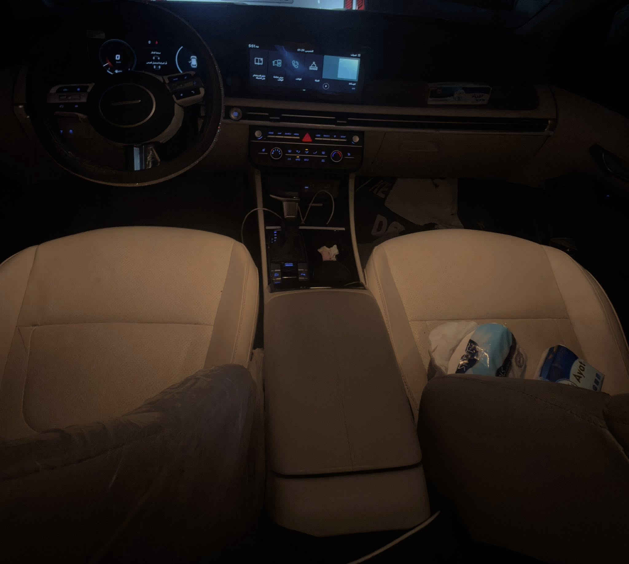 هونداي توسان 2025 تو كلر ماشية تلاثه الف فقط
بصمة تشغيل 
تشغيل عن بعد
عينة ديجيتل
بصمتين ابواب 
تبريد قطعتين 
تحكم ستيرن 
شاشة متصلة مع العينة 
كراسي اثنين كهرباء 
باب خلفي كهربائي 
تبريد بالكشنات 
شاحن وايرلس
قفل سرعة بالستيرن 
ويلكب كروم
مري شفط 
السيارة فول للاخير يعني وبعد بيها هواي مواصفات ما ذكرتها 
سعر 235 
للاستفسار الاتصال / ***********
