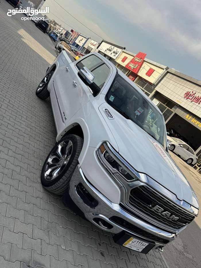 للبيع دوج رام لمتدد خليجي وكالة  اعلى فئة كفالة عامة
دوج رام 1500 لمتد كفالة عامة
الموديل 2019
المحرك : V8 5.7L .
رقم بغداد رقم
السياره مزوده بظام الغاز يعني تنسى شي اسمه صرف تعمل بنظام ((غاز //بانزين)) 

السعر : 355$

المواصفات :
* دفع رباعي 4x4. فور ويل
* رادار تفاعلي مع مانع تصادم. 
* نقطة عمياء. 
* تحذير الخروج عن المسار
* استطفاف ذكي (اوتوپارك).
* دوسات جانبية كهربائية.
* المصابيح الأمامية زنون.
* كشافات الضباب زنون. 
* المصابيح الأمامية والمصابيح الخلفية LED. 
* دخول ذكي (بصمة). 
* تشغيل عن بعد.
* مقاعد من الجلد الفاخر. 
* المقاعد كهربائية مع ميموري.
* المقاعد الأمامية تبريد وتدفئة. 
* المقاعد الخلفية تبريد وتدفئة 
* صناديق جانبية بالبدي 
* الستيرن تدفئه .
* شاشة كبيرة 12 أنچ.
* نظام ملاحة نفكيشن GPS.
* حساسات امامية وخلفية.
* مانع تصادم خلفي. 
* مكيف خلفي.
*محدد سرعة.
* ويل كروم قياس 22 انج.
* مرايا كهربائية جانبية من الكروم قابلة للطي كهربائيا.
* شاحن موبايل لاسلكي (واير ليس).
* الشباك الخلفي كهربائي. 
* المرايا الجانبية تدفئة. 
* باب الصندوق كهربائي. الخلفي .
* امكانية تعديل ارتفاع دواسات البنزين والبريك.
* هاند بريك كهربائي.
* جوبلسات جگات تصعد وتنزل 
* حساسات امامية. 
* حساسات خلفية. 
* مرايا مع خاصية التعتيم الذاتي. 
* مساحات تخزين إضافية

للاستفسار خاص او الاتصال على الرقم (***********)
