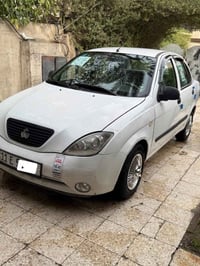 للبيع تايبا موديل 2013 جاهزة من كلشي محرك كير تبريد تدفئة صدر جديد كهر...