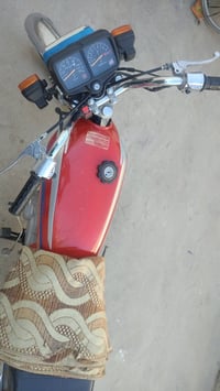 اربعه كير موديل عشرين مفتوحه مره وحده أوراق اصولي سعر 500 بيها مجال لش...