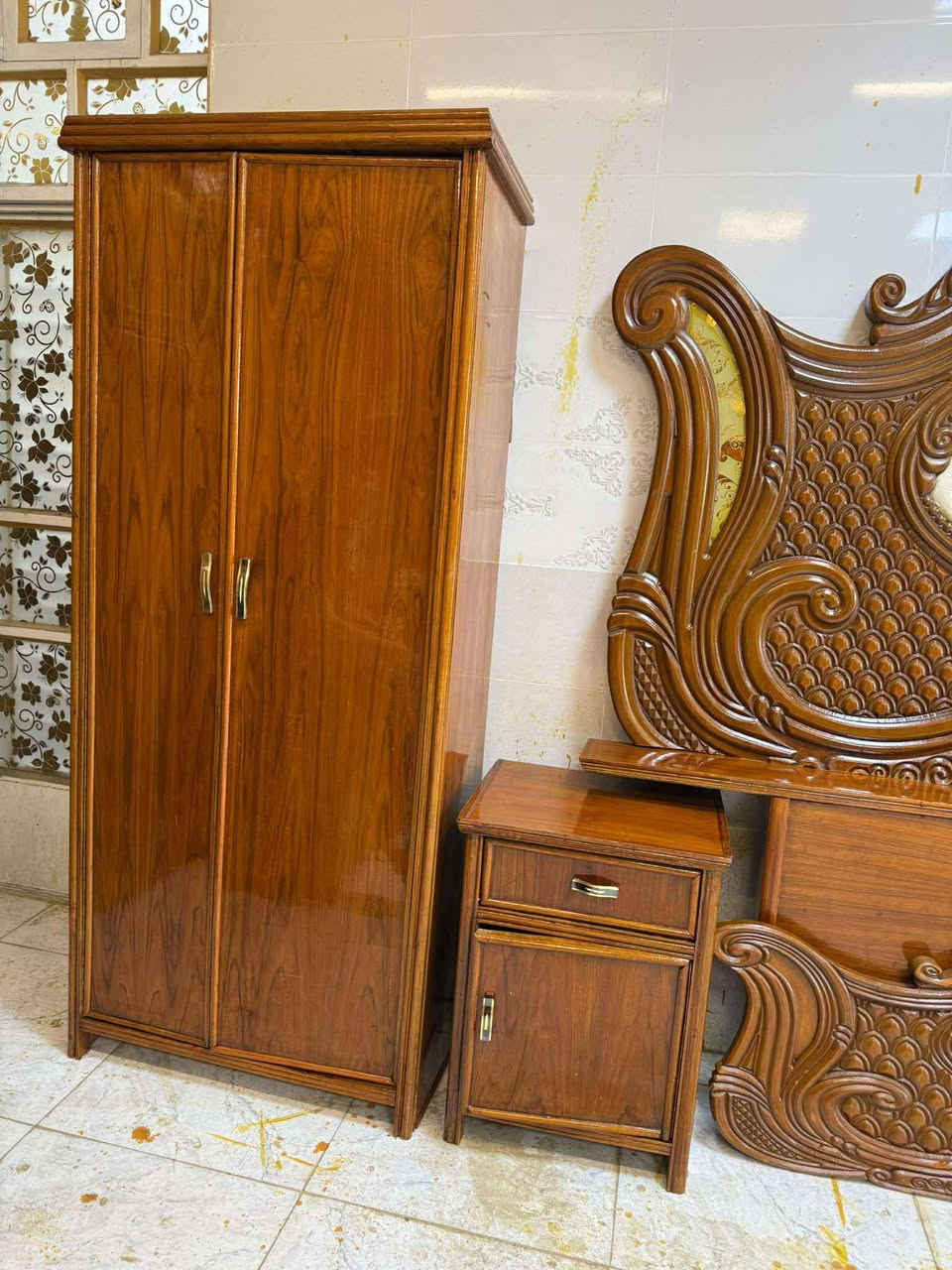 صاج عراقي ب800وبيهامجال وي الشد والنقل داخل بغداد للحجز خاص او واتساب ***********
