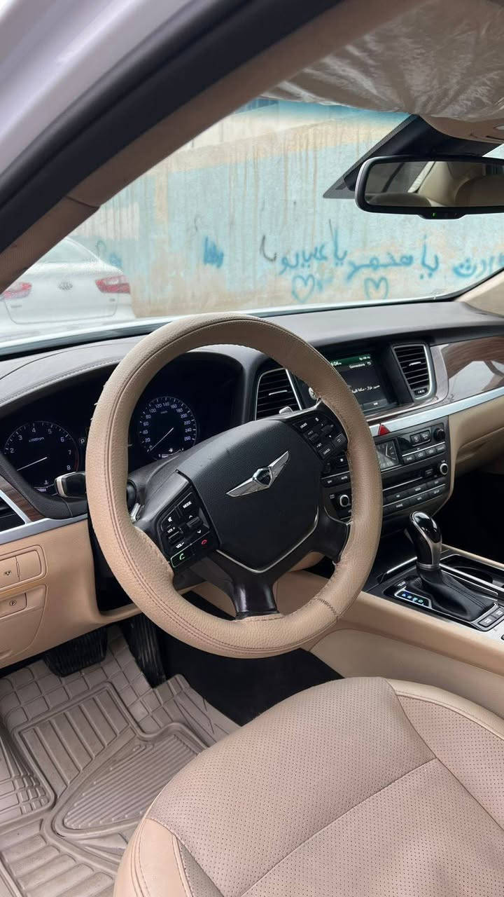 جنسس موديل 15فول مواصفات واحد على واحد خليجي بيهه بنيد وجاملغ صبغ اثر طخه خفيفه رقم أربيل تحويل مباشر بسمنه السعر 170وبيهه مجال للشراي العنوان بغداد حي او الستميه مجاور مطعم الفلسطيني هاتف ***********. مراوس يرهم حسب القناعه بغداد, العراق
