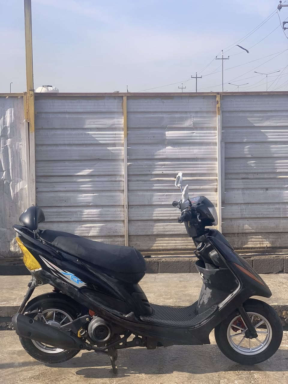 سلام عليكم
ماكس عدله مكينه بلاد ٤٩ ممفتوحه جيب فيتر وتعال الدراجه  كفر تجاري الدراجه مداريه دهن امزويل لا تنقيص لا تبخير مكينه نضيفه تجي وتشوف بعينك ما موكفتني بشارع السعر ٦٠٠وبيه مجال هـ*********** فقط واتساب المو شراي لا يتصل
