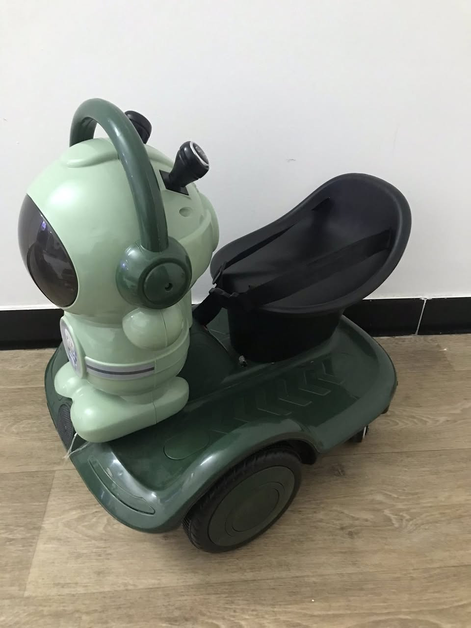 السلام عليكم 
دراجه احاديه مال اطفال 
بعدها جديدة اجتني هديه
وما مستعمله  
السعر 45 وتوصيل مجاني داخل بغداد


**إذا كنت صاحب هذا الإعلان وتريد حذفه لأي سبب، رجاءا أرسل رسالة إلى الدعم الفني**