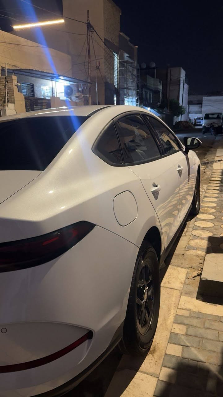 ؛ سلام عليكم بي واي دي ٢٠٢٥ للبيع جن بلاس داخل زيتوني ماشيه ١١ الف بعده اخت زيرو سعره ١٨ و ٨٠٠ مكان بغداد الدوره شارع ٦٠ رقمي ***********
