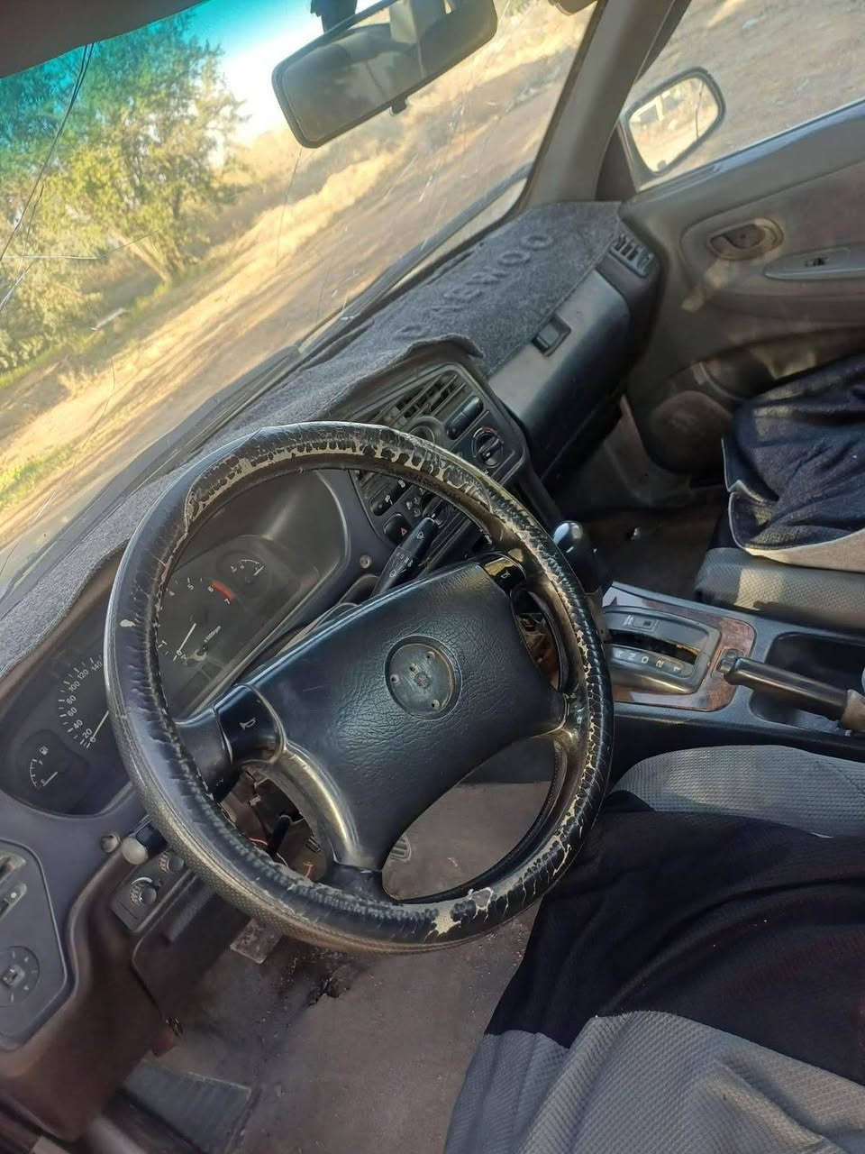 السلام عليكم للبيع برنس موديل ٩٦ سياره جاهزه 
مكينه مفتوح جديده 
كير اوتماتيك مكفول لاتأخير ولاطبه 
صدر خلفي امامي جديد 
تخم تاير جديد 
كهربائيات شغاله جام وكيجات
كشرها بي ملاحضات بس كاعد
سعرها ٢٩وبيها مجال 
مكانها بغداد ناحيه الرشيد للاستفسار الاتصال ***********
