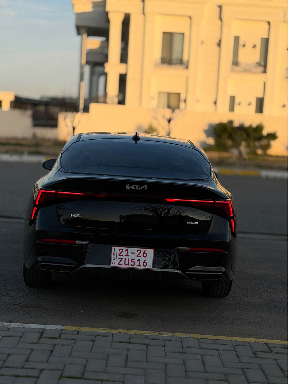 السلام عليكم

Kia K5 موديل 2025 GTLINE
سيارة بدون صبخ كلين
مواصفاتها 

مكينه 2500 

مازدات ذكيه تصعد وتنزل وتفتر معه لاستدارة 
كشافات ضباب
بك لايت LED
أشاير بالمري 
6 حساسات إماميه 
4 حساسات خلفيه 
رادارات محيطيه امامي خلفي جانبي 
قياده ذاتيه 
توقف ذاتي 
تحديد مسار 

رادار تفاعلي 
مثبت سرعه
أوامر صوتيه 
شاشه متصله 
شاشة اعطال 
شاشت تكيف 
هندبريك بصمه 
5 وضعيات قياده 
شحن لاسلكي 
وتو هولد 
كرسي كهربائي جلد 
تدفئة مقاعد إماميه 
تدفئة ستيرن 
سماعات BOSE 
أضويه داخليه لمس 
دبل جام
وباقي المواصفات معروفه 
ماشيه 25  ألف 
سيارة كلين يعنى بدون صبخ
السعر 200$  

مكان السيارة اربيل

للتواصل 
***********
*********** أربيل, العراق
