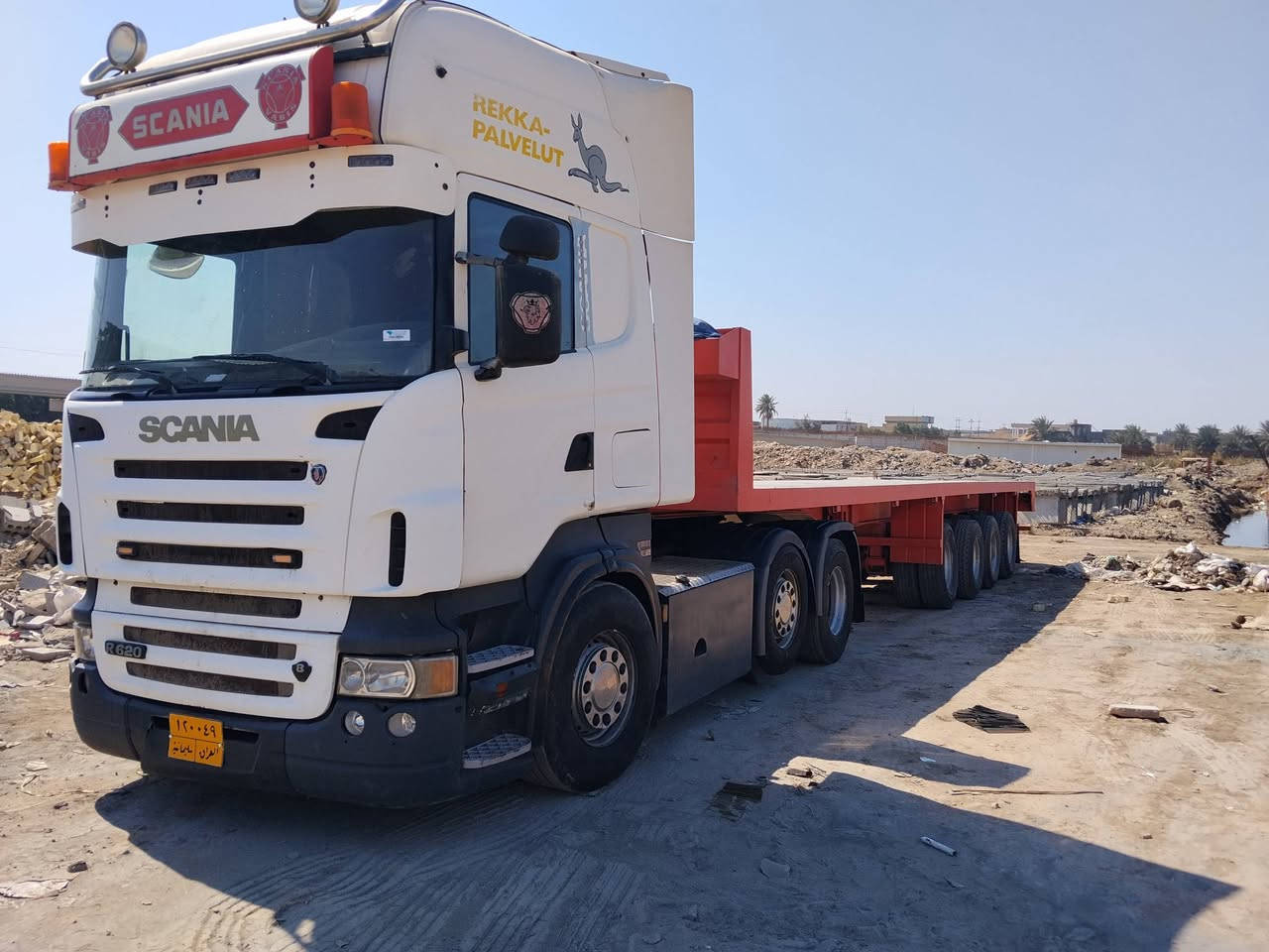 سلام عليكم سكانيا للبيع موديل 2006مكينه 8حجم 620كير 3/3سنكل امامي سنويه صاقطه ترهم بس راس أو راس وعربنه رجاء الاتصال من 8صباحن لا10مساء العنوان بابل فضاء القاسم ***********
