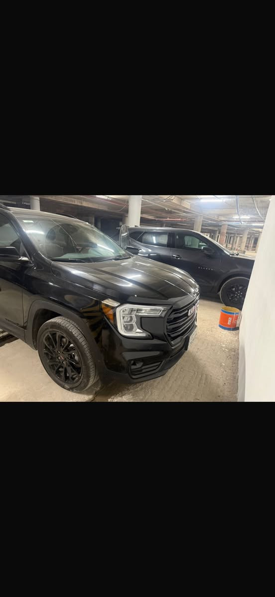 السلام عليكم جمسي تيران موديل٢٠٢٤ (at4)فول مواصفات ١/١ رقم اربيل  بأسمي ضرر بخ بنيد فقط  بأمريكا بدون ايرباك بدون دواخل  بدون شواصي ماشية ٢٠الف السعر (٢١٠)  مكان السيارة بغداد ***********
