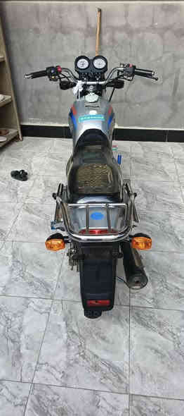 سلام عليكم شباب دراجه دايون موديل 2021 شرط برغي مامفتوح مكفوله كفاله من التاير للتاير اوراق اصولي كهربائيات كلها شغاله من الاشارة للسلف مكان كربلاء حي النصر سعر مليون و ٥٠ / ١٠٥٠ رقم واتساب او اتصال ***********
