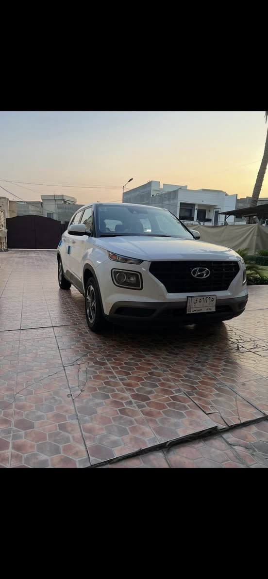 السلام عليكم عندي هونداي فينيو موديل ٢٠٢٠ وارد امريكي ماشيه 51  الف بيه باببين صبغ فقط جديده جدا السياره مكفوله عده الباببين كير محرك تبريد كفاله حداده كله شركة اريد مراوس رقم بغداد باسمي


**إذا كنت صاحب هذا الإعلان وتريد حذفه لأي سبب، رجاءا أرسل رسالة إلى الدعم الفني**