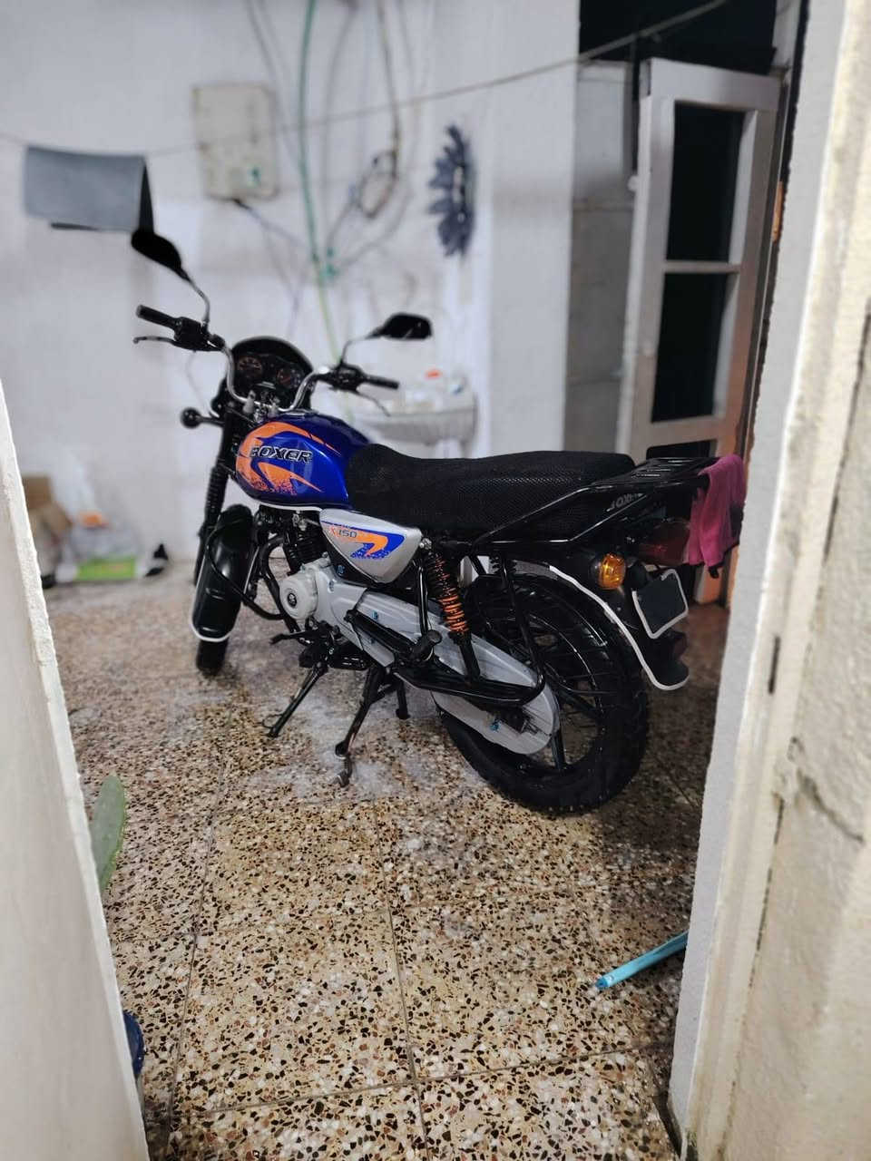 دراجة بوكسر مديل 23 كفاله عامه مكينه مامفتوحه ابد دراجة مانفصه ايي شي ماشيه14الف در كلش حلو نضافه 100% وراقه 7 صوليات شرط ترقيم مكاني بلديات
سعر 1600 بيه مجال ***********
