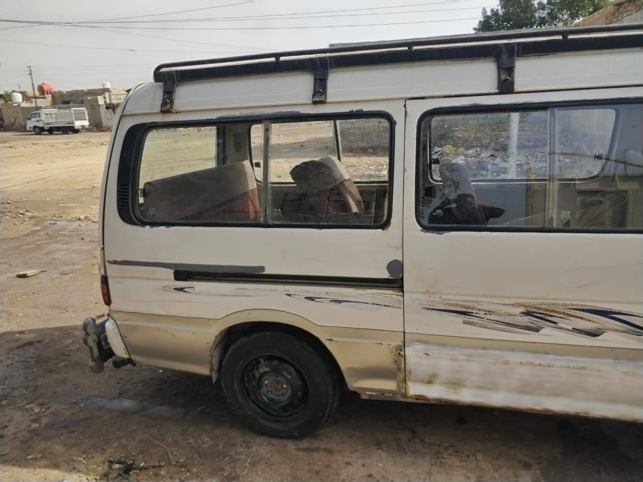 السلام عليكم فتون بولارسن  2008
 سياره حلوه مكينه جديده بشرط لا تبخر ولا تنقص 
كهرباء شغاله  دبلات جديده  مداور ثاني يوم رقم انكليزي بغداد  ( ملاحضه مكينه بنكو  محور كاز يعني تفويله تنساهه) سعر 45 بيها مجال اتصل ودلل رقم *********** واتساب مكلف بلنشر الي يريده يتصل على صاحب السيارة
