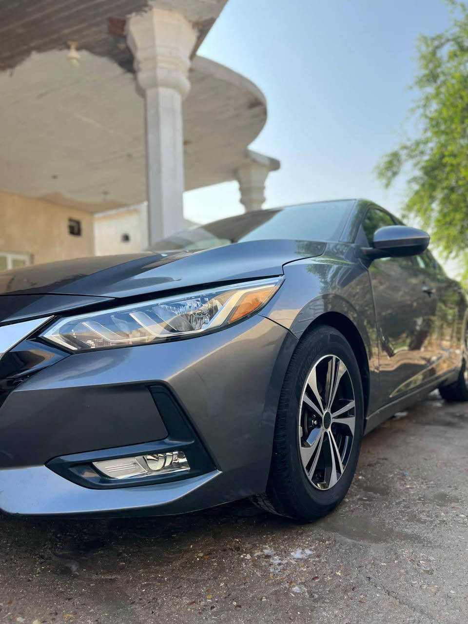 السلام عليكم سنترا 2023 وارد امريكي حادثهه بجم السياره جاهزه رقم بصره الجديد باسمي شرط التحويل للبيع او المراوس باقل رايدها ب125 بيه مجال بسيط 
*********** البصرة, العراق
