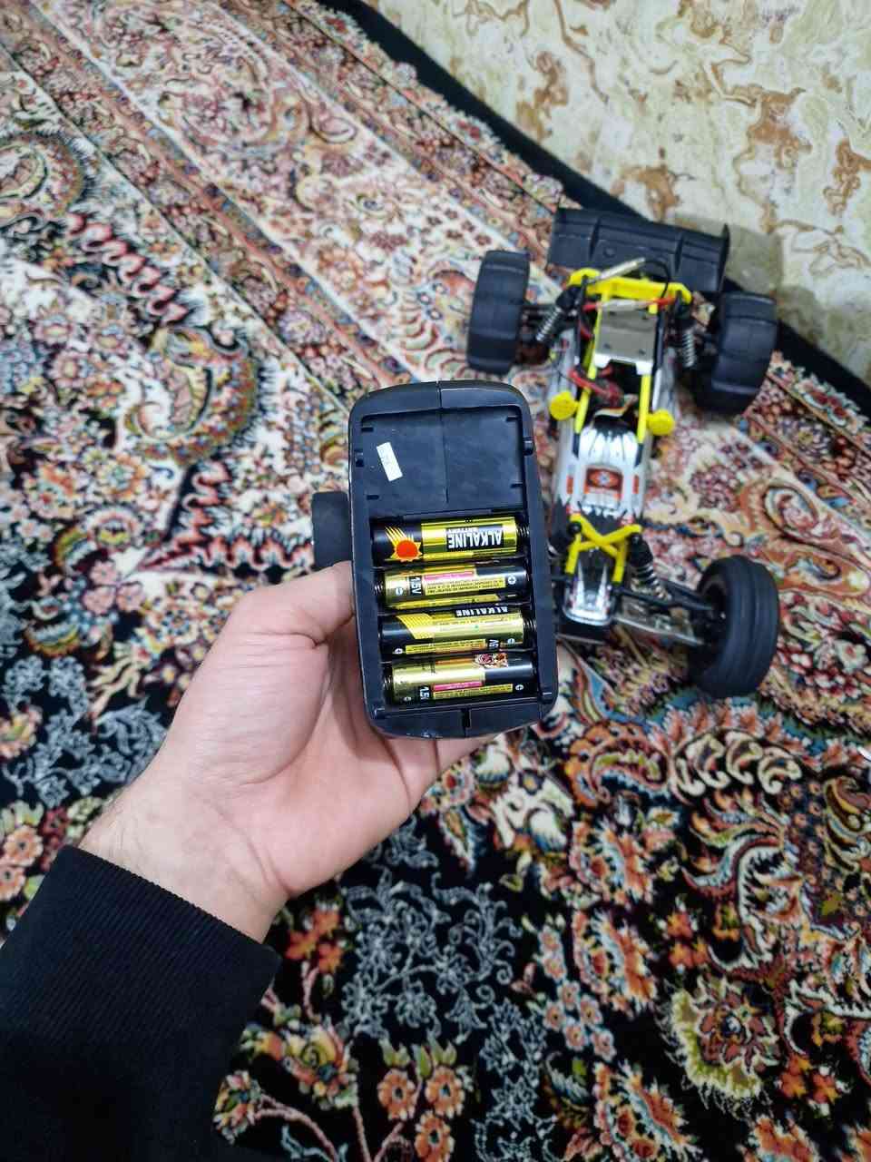 حجم ١:١٢
مع شاحنە و واحد بطاری


**إذا كنت صاحب هذا الإعلان وتريد حذفه لأي سبب، رجاءا أرسل رسالة إلى الدعم الفني**