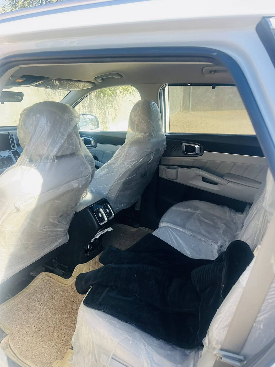 السلام عليكم سورنتو موديل 2023خليجي كفالة عامه من الصبغ والتبديل والفتح عدا ملاحضه بسيطه رقم بابل مشروع وطني تحويل مباشر فول مواصفات عدا البانورما مكينه وكير على وضع الشركه ماشيه 50الف كير ماوس فول جنطه كهرباء كشنتات كهرباء السعر 278
كربلاء الحسينيه 
***********
