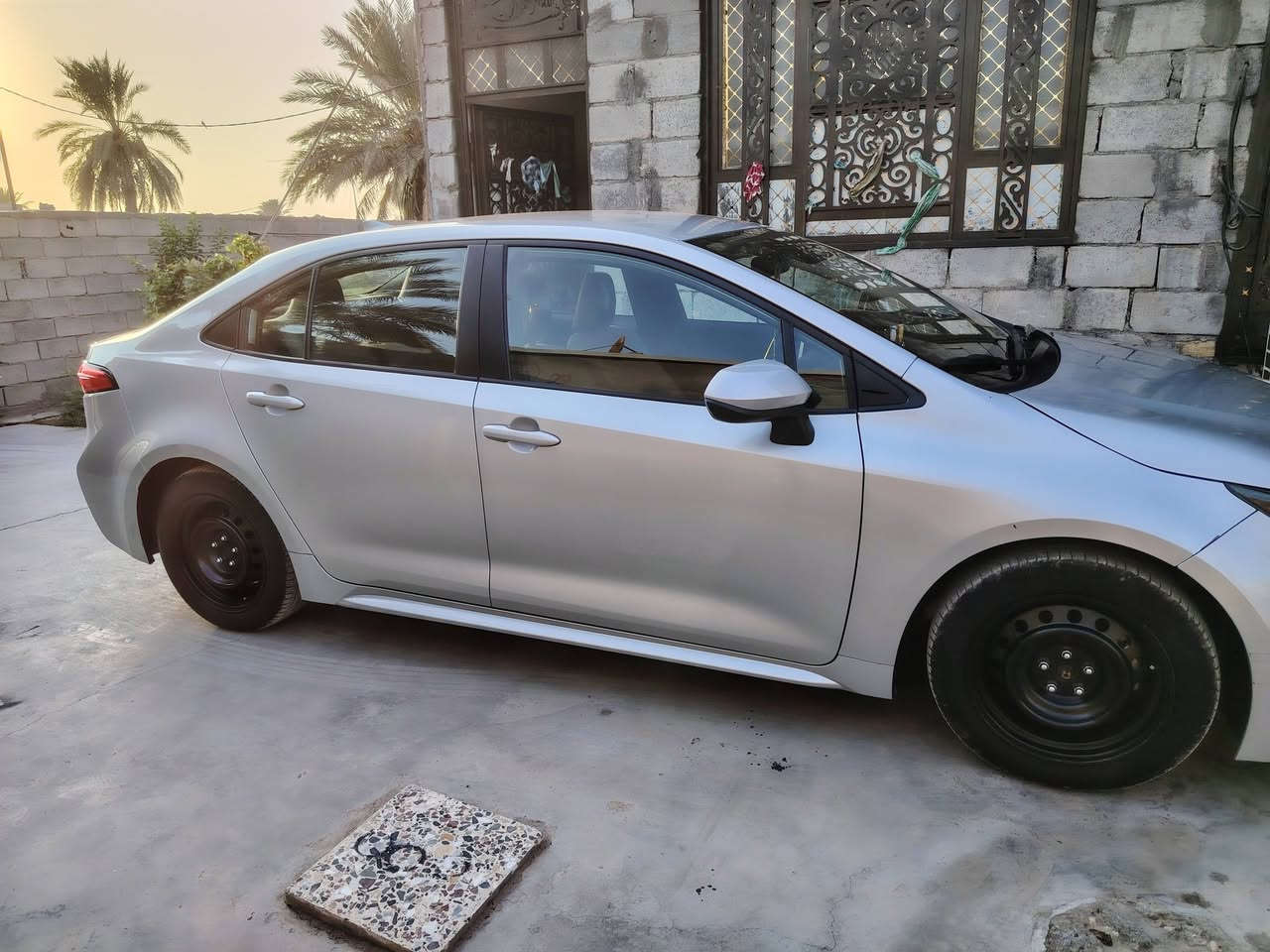 سلام عليكم كورلا للبيع موديل ٢٣ بيه بس بنيد مبدل ماشيه ٣٨ رقم بغداد بسمي مكينه ٢٠٠٠ نص فول LE تحويل ثاني يوم سونار موجود تفاصيل أكثر اتصل على الرقم ***********
