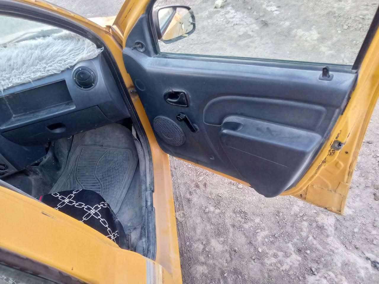 سلام عليكم رينو لوكان2010توه  مصفره خط وبحث رقم بقداد مشروع وطني شوكت ماتيرد داورلك كير محرك عل شرط حداده تايرات جدد بيه ضربات بصيطه مرجعه عل بارد سعر 30غفل  مكانه سماوه سوير  رقم صاحبه ***********
