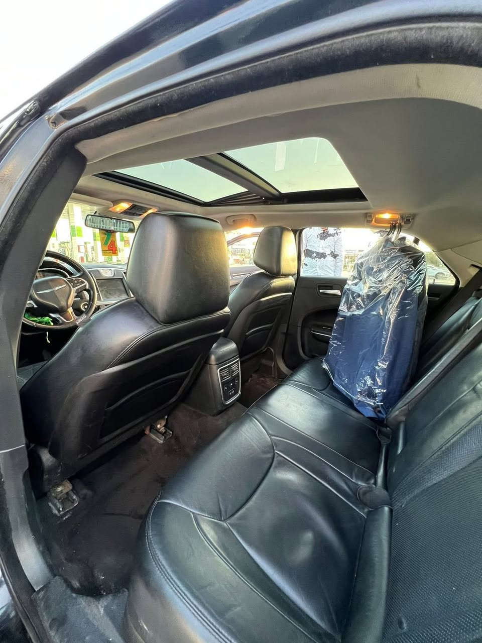 السلام عليكم

أوباما ادوات جديده موديل 2016
سياره متؤمه 
فول مواصفات 1/1 
_فتحه بنوراما 
-برده خلفيه
    •محرك 3600
- شاشة كبيرة 
- كشنات كهرباء
- كشنات تدفئة تبريد
- فول تحكمات ستيرن
- كشنات جلد
- تشغيل عن بعد
- دخول ذكي
- ابواب بصمة
- تخم تايرات جديد شادلها

- السيارة دخول جديد 
-كصه وحده جنطة باجات درجة أولى 
- مكان السيارة البصره
- ⁠السعر78 وبيها مجال  رقم الهاتف :***********
